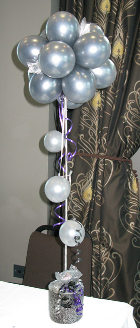Puff Balls & Topiaries – Festoon Balloons of Laurel