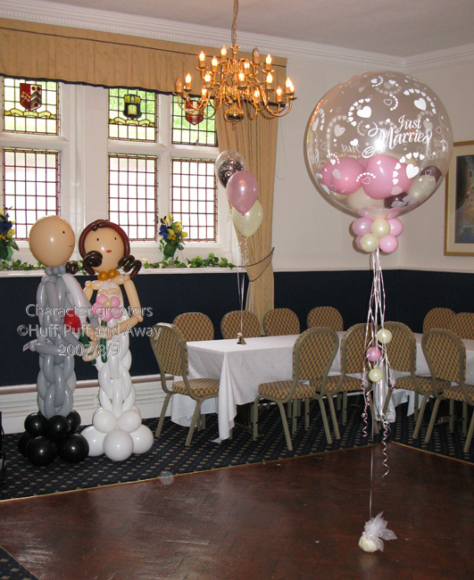 These photographs show wedding balloon decorations carried out at Hillscourt