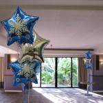 Christmas 3-balloon foil Cluster, using snowflake-print foils
